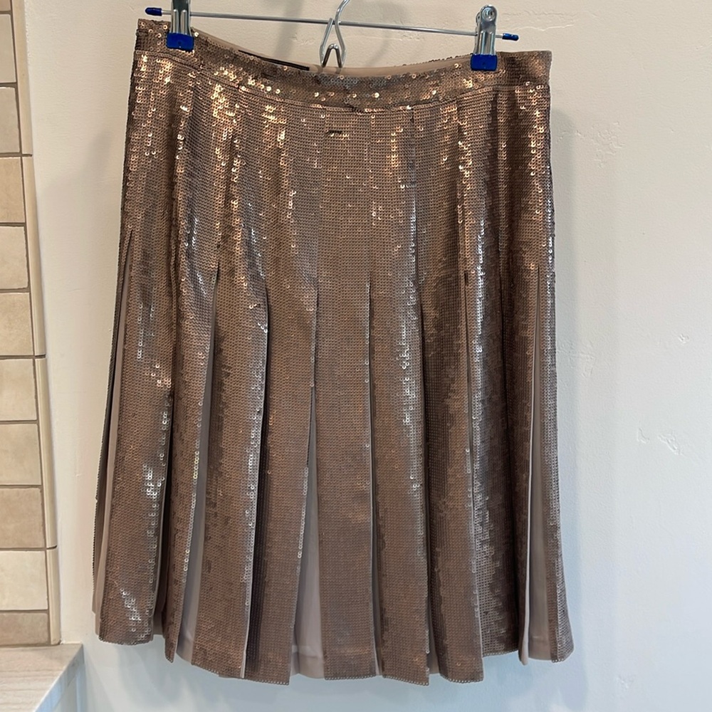 Gorgeous pleated sequin skirt, rose gold color. BCBG